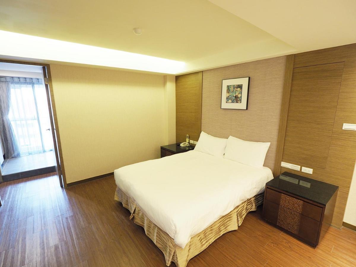 Kailan Hotel Тоучен Екстер'єр фото